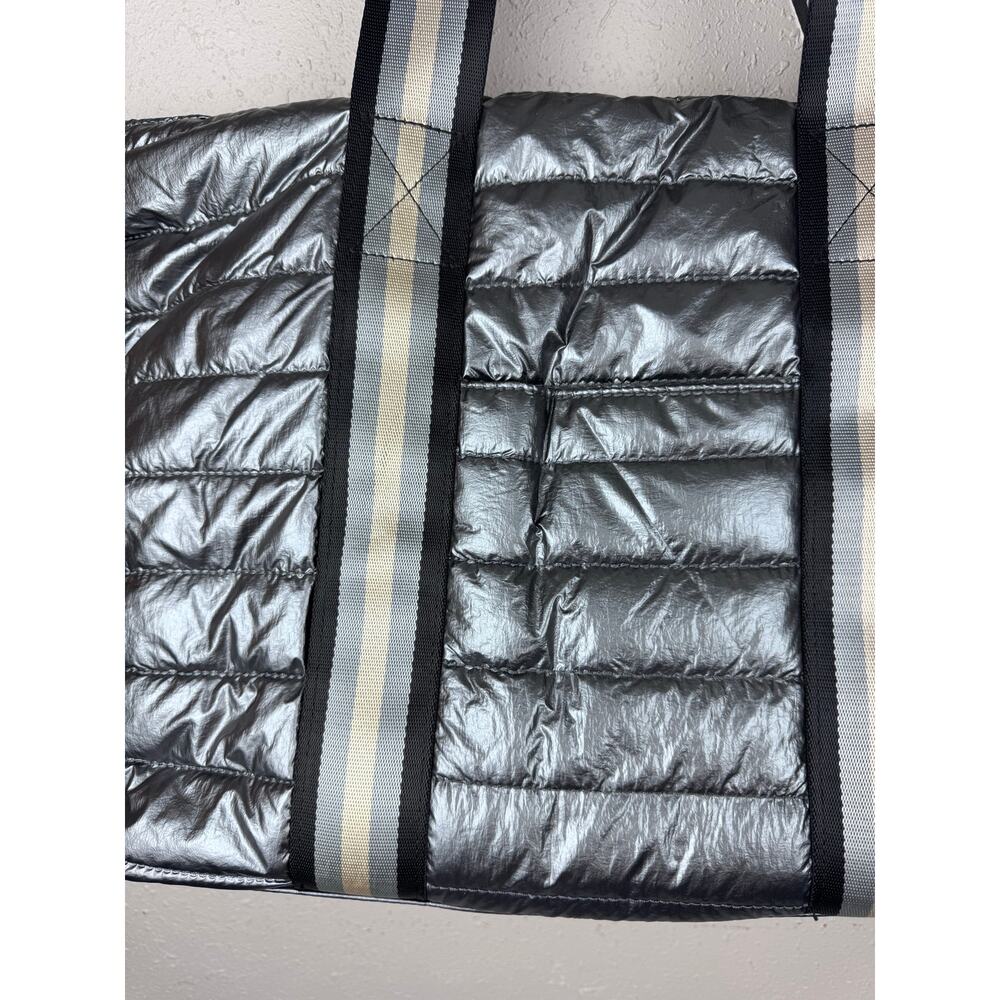 Fabletics Weekender Tote - Picture 2 of 6